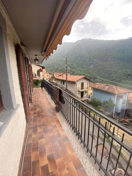 Il Pettirosso. Holiday home Pisogne